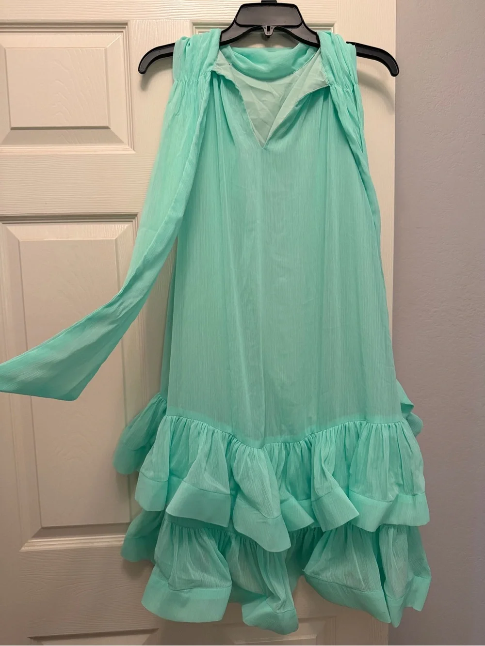 Elliatt Mint Green Ruffle-Hem Formal Dress